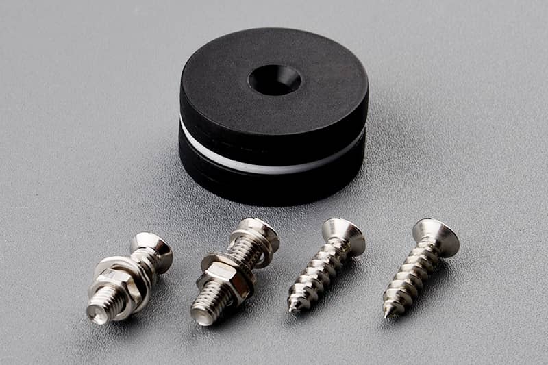 D32mm Plastic Coated Neodymium Magnet with Countersunk Hole with bolt and nuts